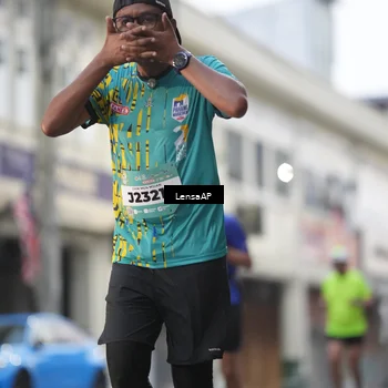 Runner Photo 5867050
