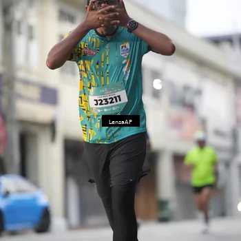 Runner Photo 5867051