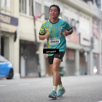 Runner Photo 5867064