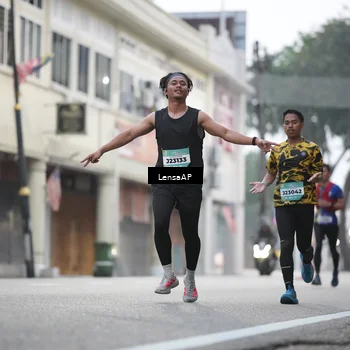 Runner Photo 5867069