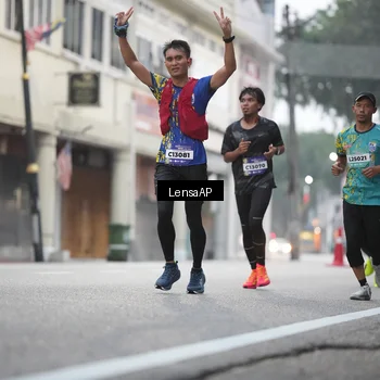 Runner Photo 5867077