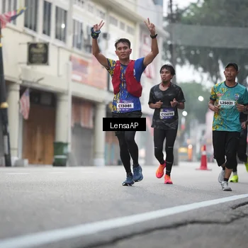 Runner Photo 5867078