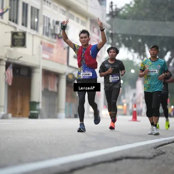 Runner Photo 5867082