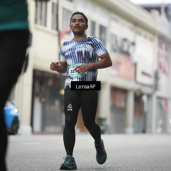 Runner Photo 5867096