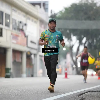 Runner Photo 5867103