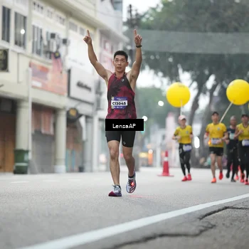 Runner Photo 5867105