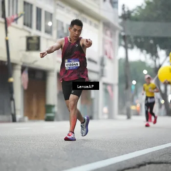 Runner Photo 5867111
