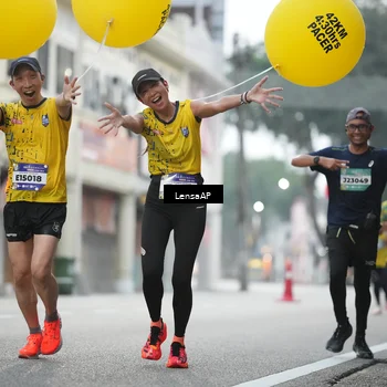 Runner Photo 5867124
