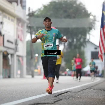Runner Photo 5867125