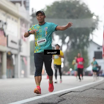 Runner Photo 5867131