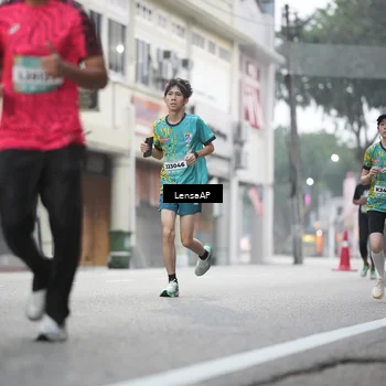 Runner Photo 5867139