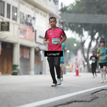 Runner Photo 5867144