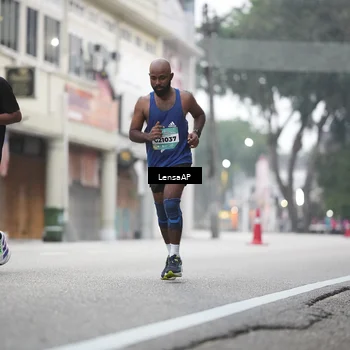 Runner Photo 5867156