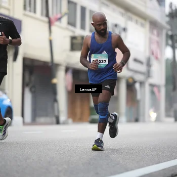 Runner Photo 5867157