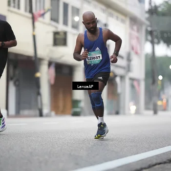 Runner Photo 5867161