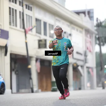 Runner Photo 5867165