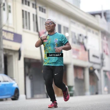 Runner Photo 5867168
