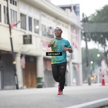 Runner Photo 5867169