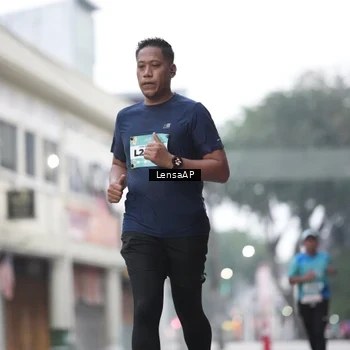 Runner Photo 5867177