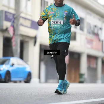 Runner Photo 5867214