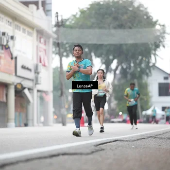Runner Photo 5867219