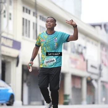 Runner Photo 5867234