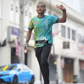Runner Photo 5867237