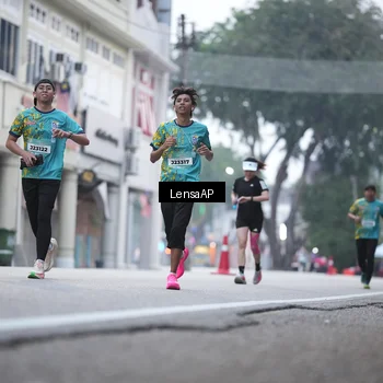 Runner Photo 5867243