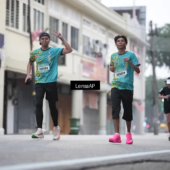 Runner Photo 5867245