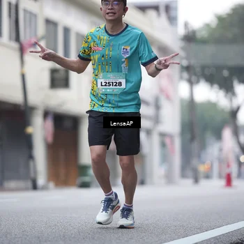 Runner Photo 5867305