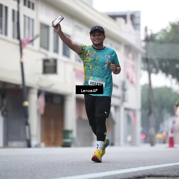 Runner Photo 5867316