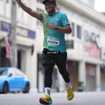 Runner Photo 5867320