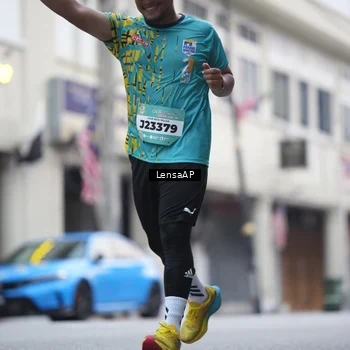 Runner Photo 5867321