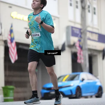 Runner Photo 5867334