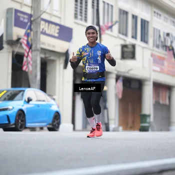 Runner Photo 5867346