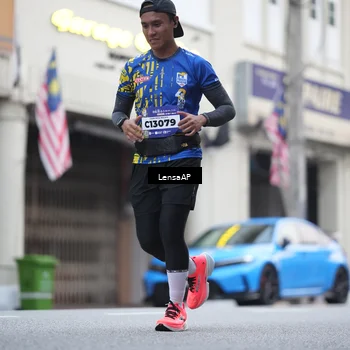 Runner Photo 5867349