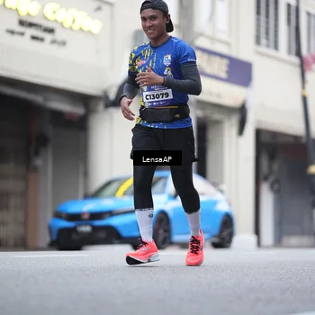 Runner Photo 5867350