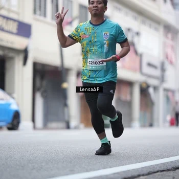 Runner Photo 5867355