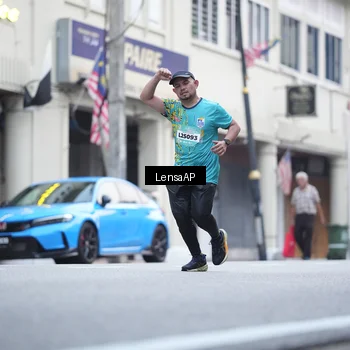 Runner Photo 5867363