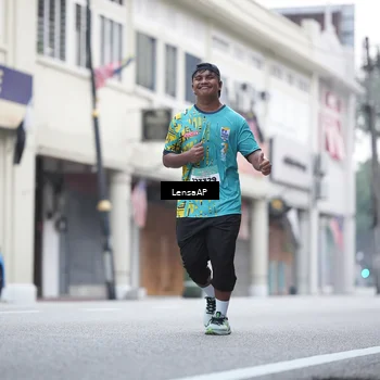 Runner Photo 5867373