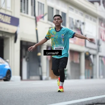 Runner Photo 5867408