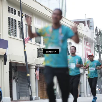 Runner Photo 5867411