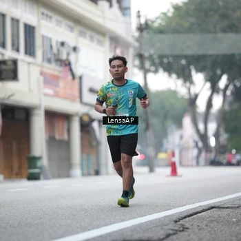 Runner Photo 5867418