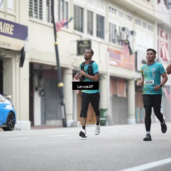 Runner Photo 5867436