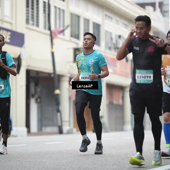 Runner Photo 5867441