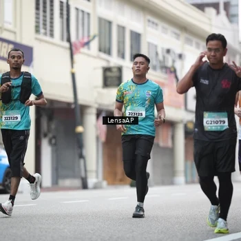 Runner Photo 5867443