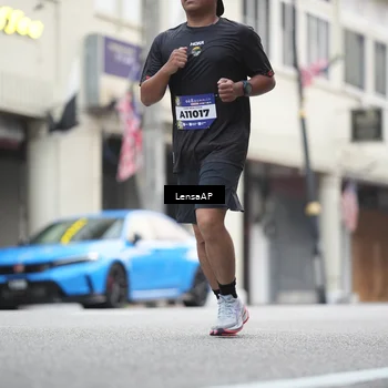 Runner Photo 5867452