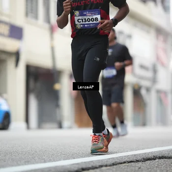 Runner Photo 5867456