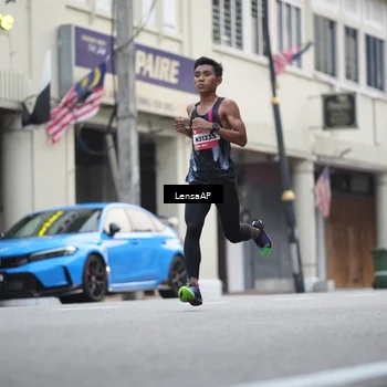 Runner Photo 5867512