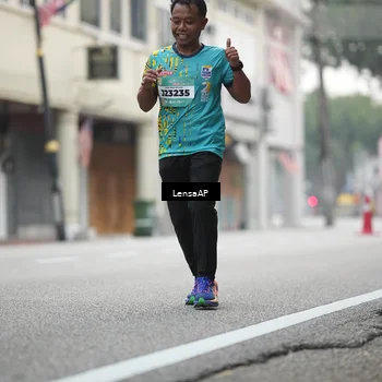 Runner Photo 5867532